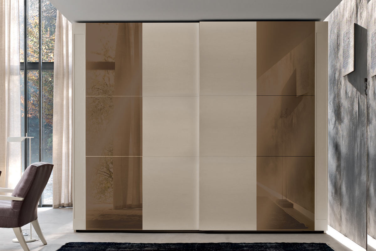 http://www.lops.it/images/products/camere/armadio-classico-melograno-le-fablier-03.jpg