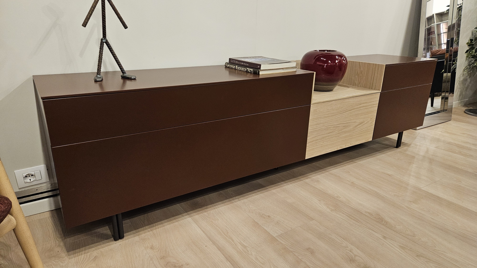 Porta TV Outlet&nbsp;Top Lops&nbsp;Mogano CI 2