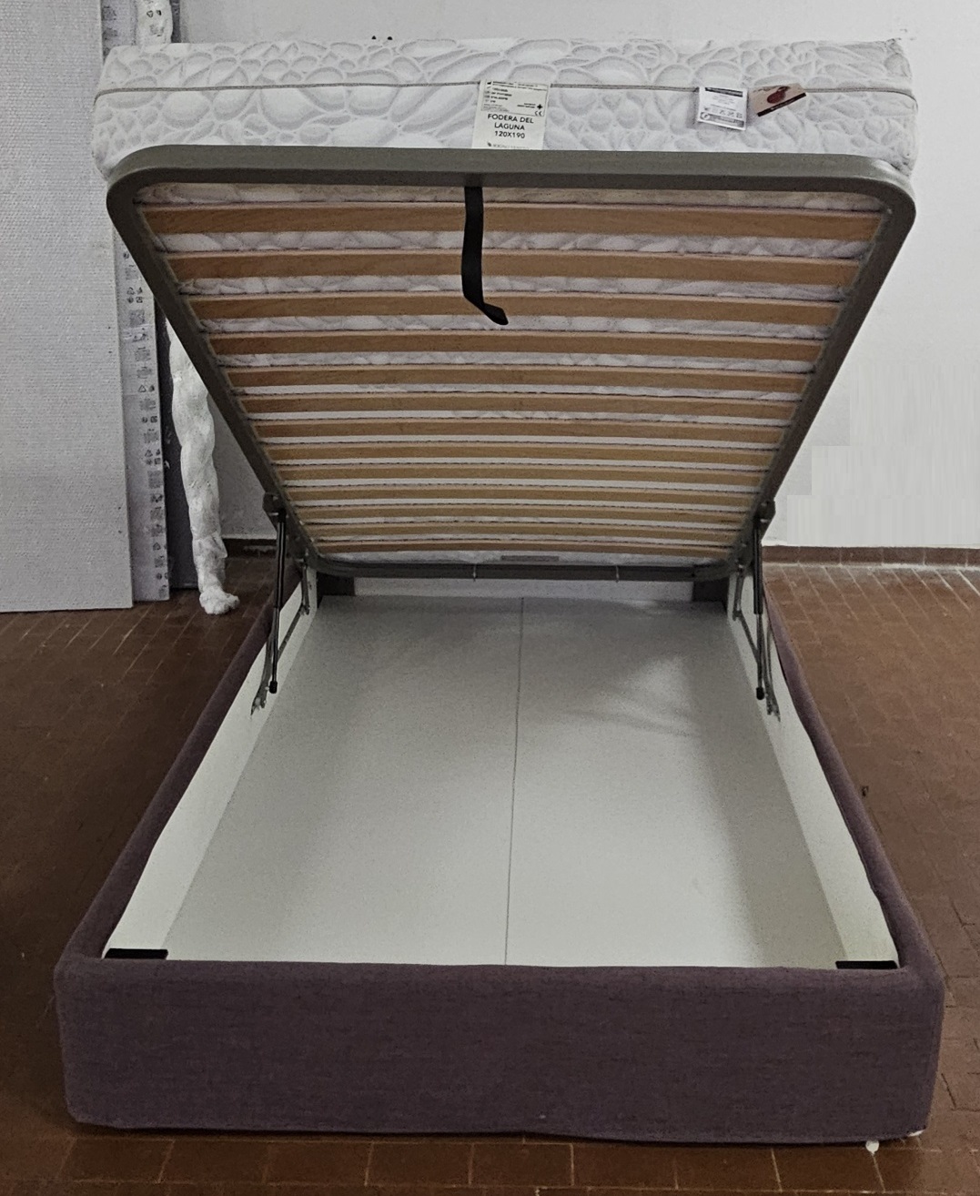 Letto Outlet CI&nbsp;Collezione Lops&nbsp;Arial 2