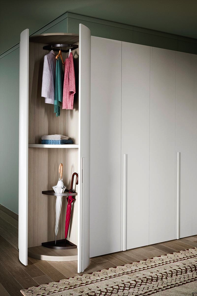 Armadio moderno battente&nbsp;Top Lops&nbsp;Progetto anta Curvo 4