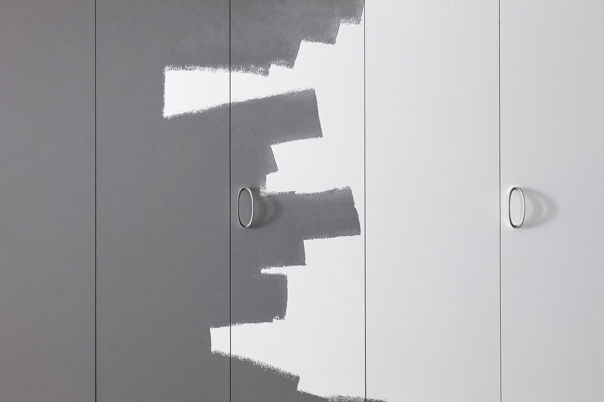 Armadio moderno battente Top Lops Progetto anta Intono 5