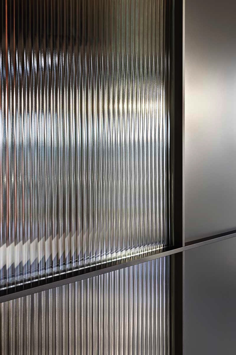 Armadio moderno scorrevole Top Lops Progetto anta Layer 2