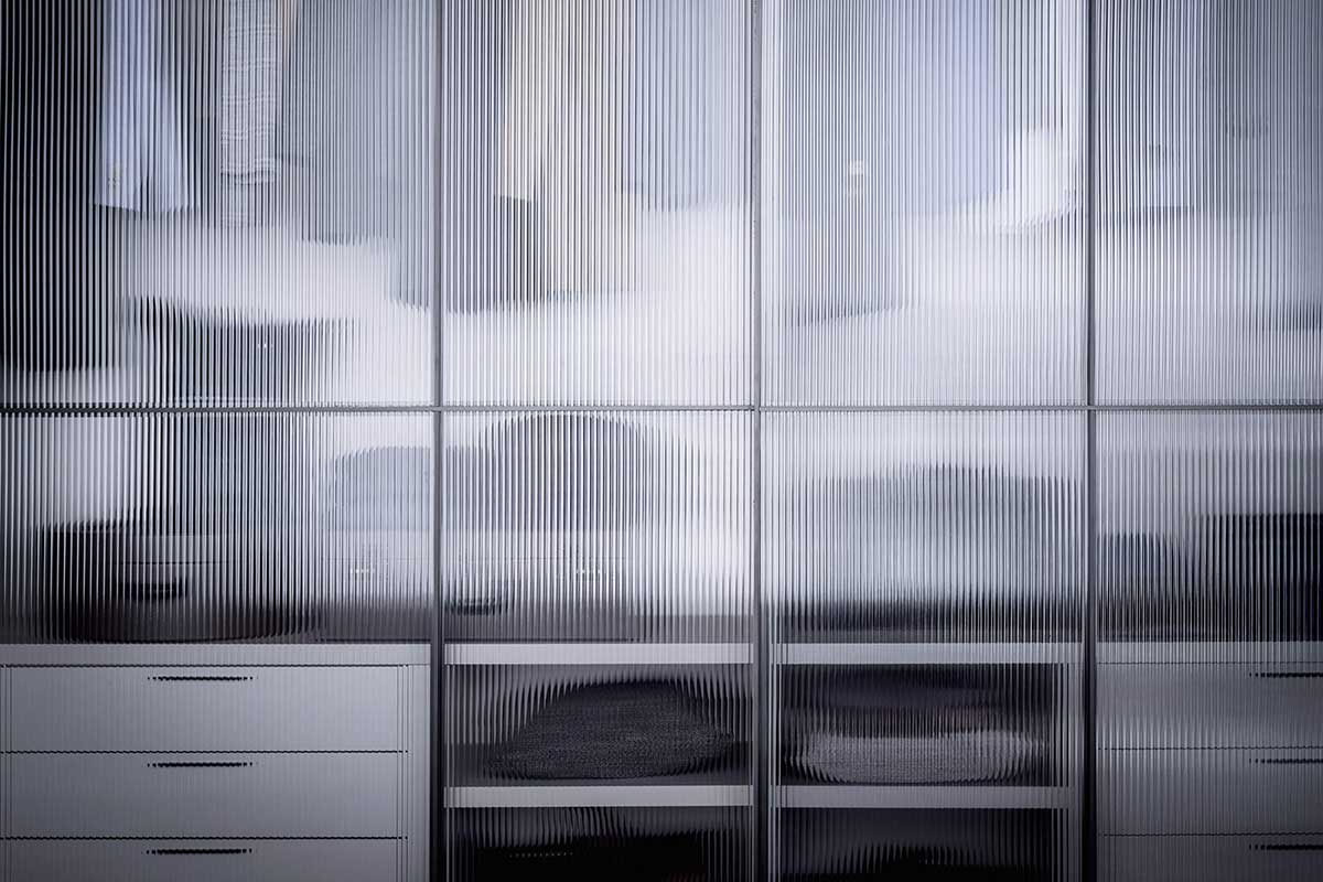 Armadio moderno scorrevole Top Lops Progetto anta Layer 7