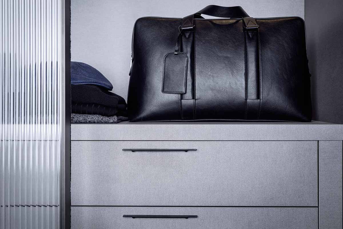 Armadio moderno scorrevole Top Lops Progetto anta Layer 8