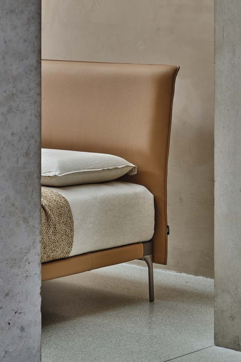 Letto matrimoniale moderno imbottito Ditre Ada 2