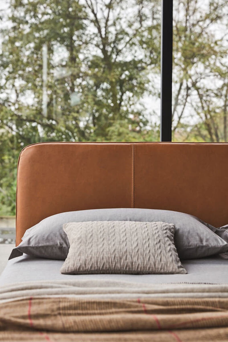 Letto matrimoniale moderno imbottito&nbsp;Ditre&nbsp;Aris 2