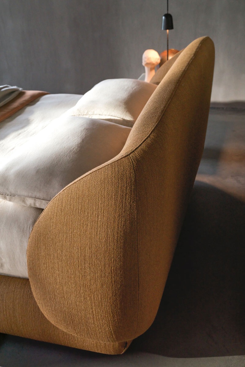 Letto matrimoniale moderno imbottito Ditre Pacific 2