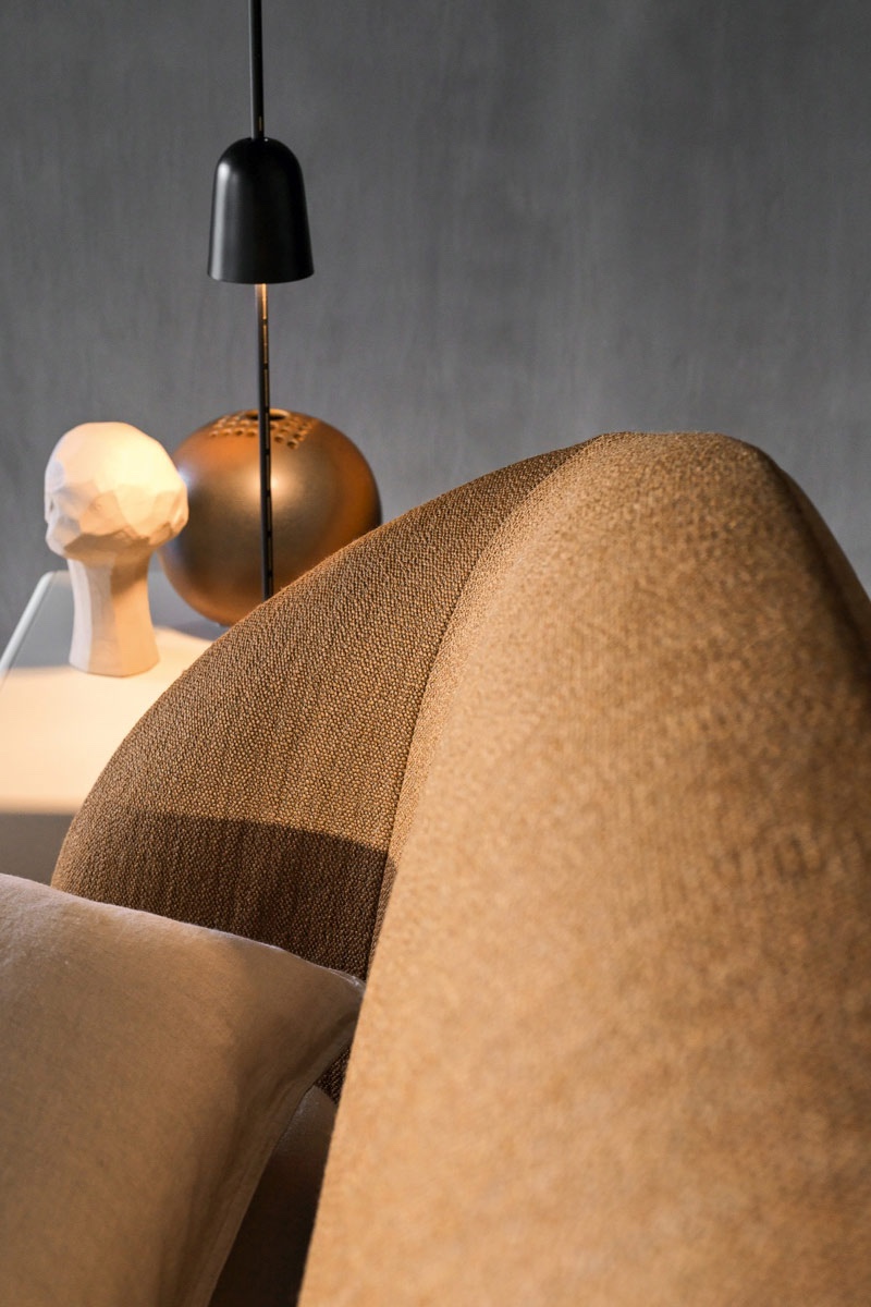 Letto matrimoniale moderno imbottito Ditre Pacific 3