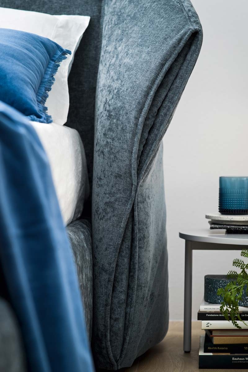 Letto matrimoniale moderno imbottito Top Lops Hide 4