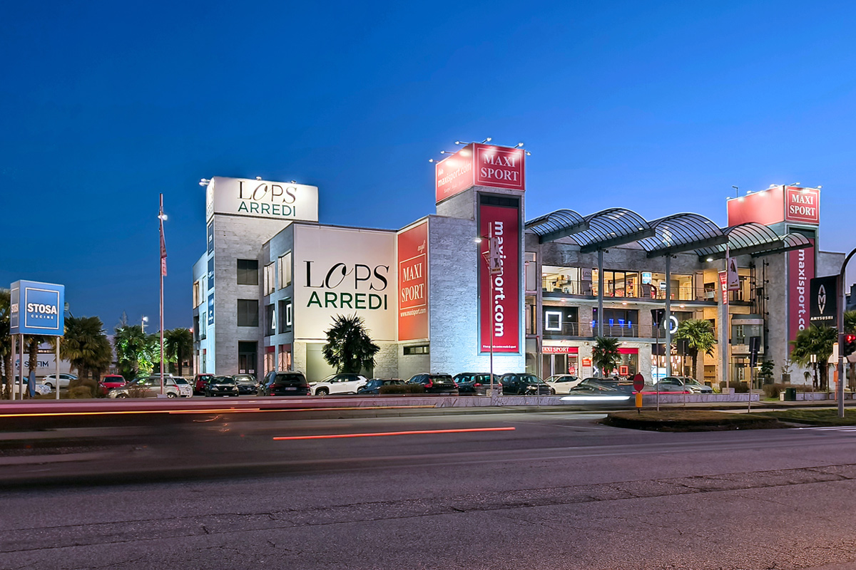 Showroom Lops Arredi - Stosa Store Trezzano sul Naviglio